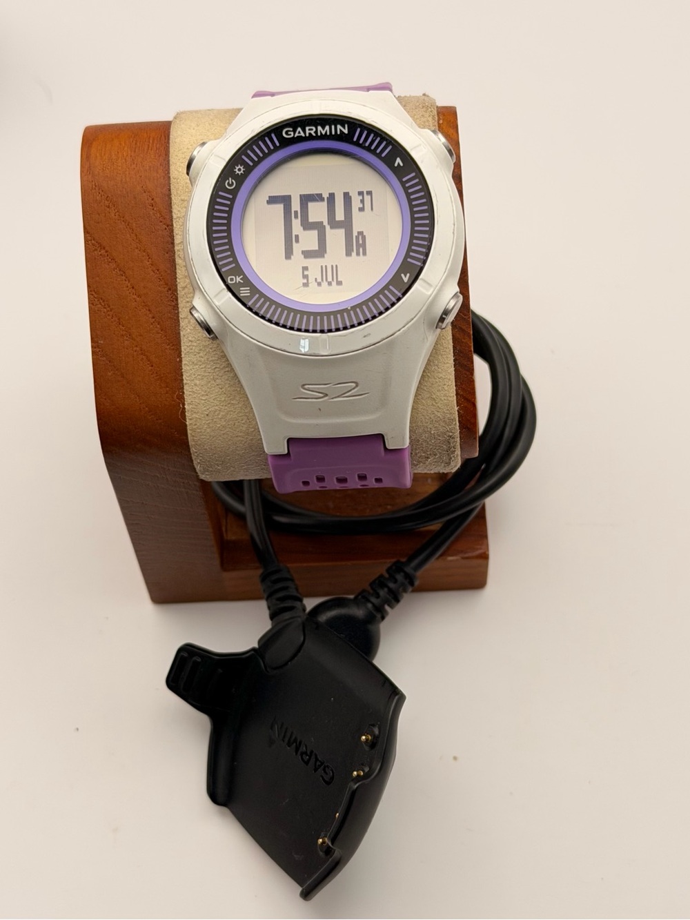 Garmin Approach S2, Golf Smartwatch, Charger Included, Tested, Rare White Color